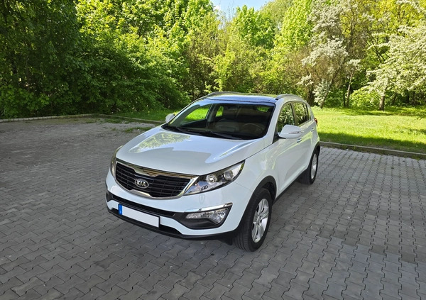 Kia Sportage cena 45999 przebieg: 178000, rok produkcji 2010 z Olkusz małe 137